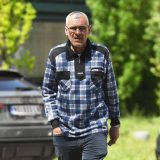 U svom dvorištu napadnut autoprevoznik Jaćimović: Napadač ga povredio i pobegao 5