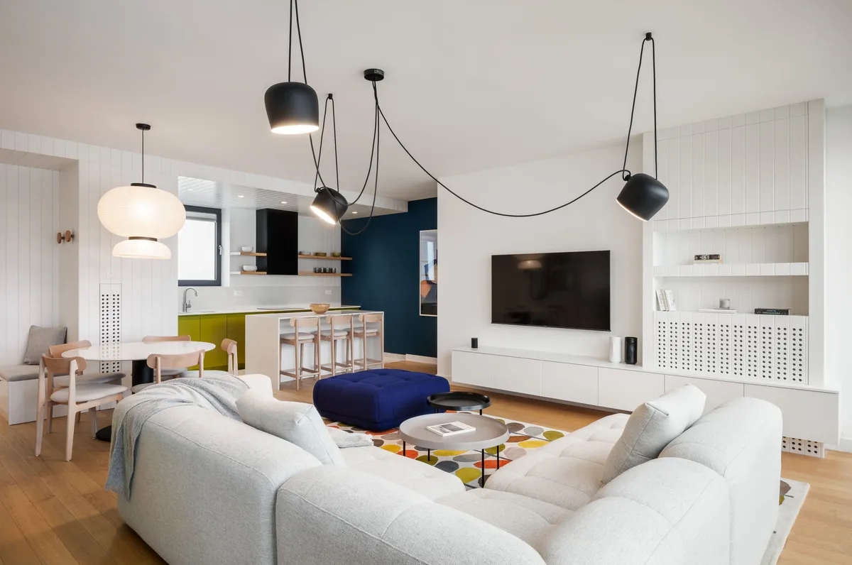 Savršen balans modernog dizajna i osećaja doma: Stan na Donjem Dorćolu koji efektno spaja prošlost i sadašnjost 1