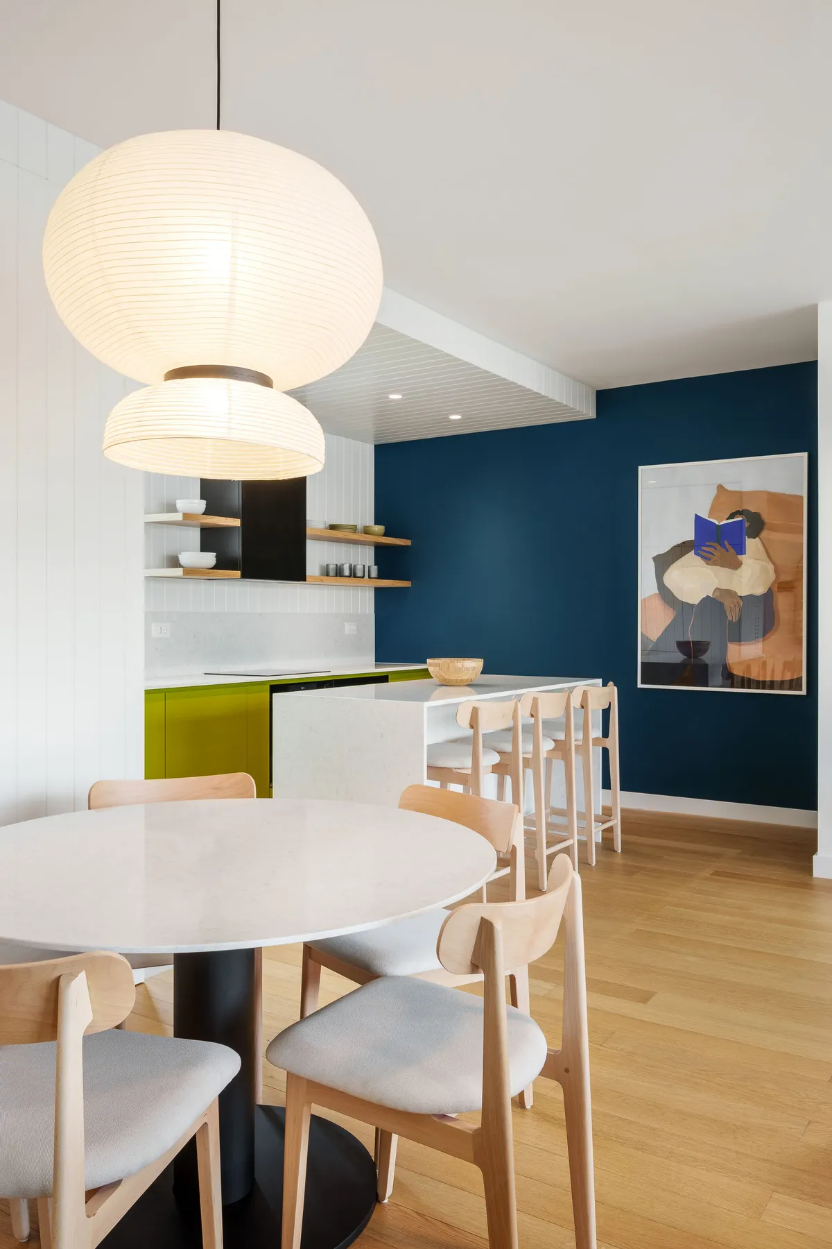 Savršen balans modernog dizajna i osećaja doma: Stan na Donjem Dorćolu koji efektno spaja prošlost i sadašnjost 3