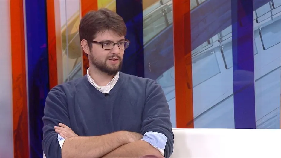 Uhapšenom tviterašu Kristal Met Dejmonu nije omogućeno da ode na skener glave, advokatu se ne dozvoljava da ga vidi 1