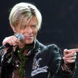 Priča iza pesme koja je izašla pre 45 godina: Povratak Dejvida Bouvija na zemlju – Ashes to Ashes 3