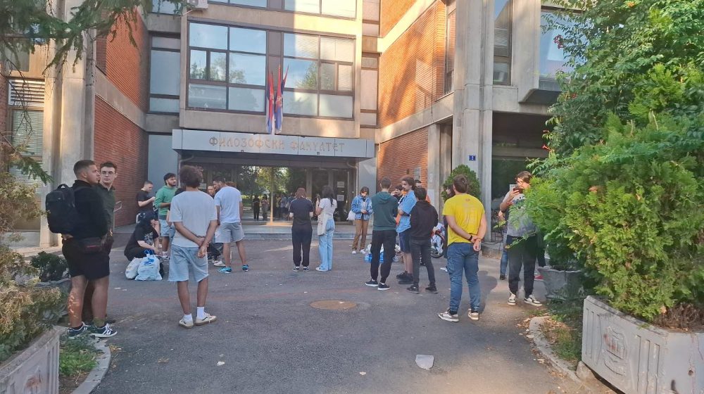 "Vaši studenti nisu vaši neprijatelji": Slobodan univerzitet osudio upad dekana Filozofskog fakulteta u Novom Sadu 1