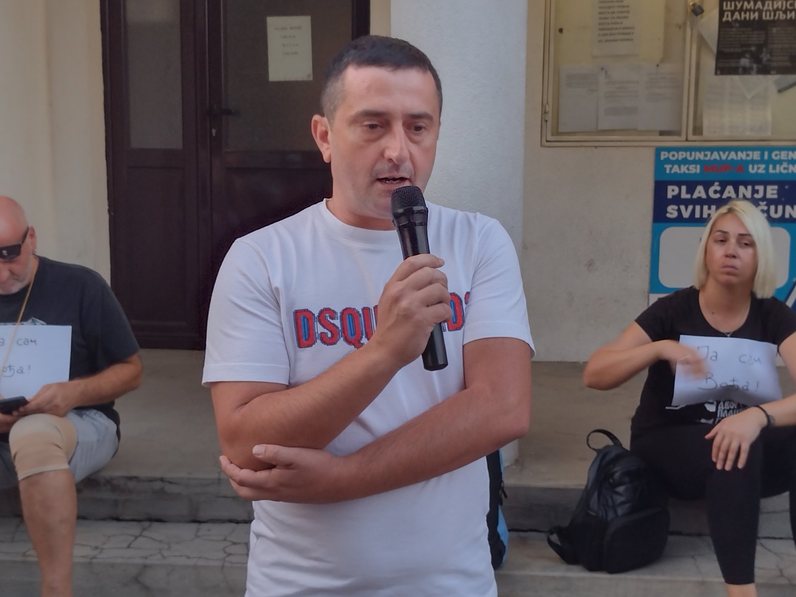 Ja sam vođa i niko nije sam: Protest podrške studentu Luki Stevanoviċu u Kragujevcu 3 Ja sam vođa i niko nije sam: Protest podrške studentu Luki Stevanoviċu u Kragujevcu 3