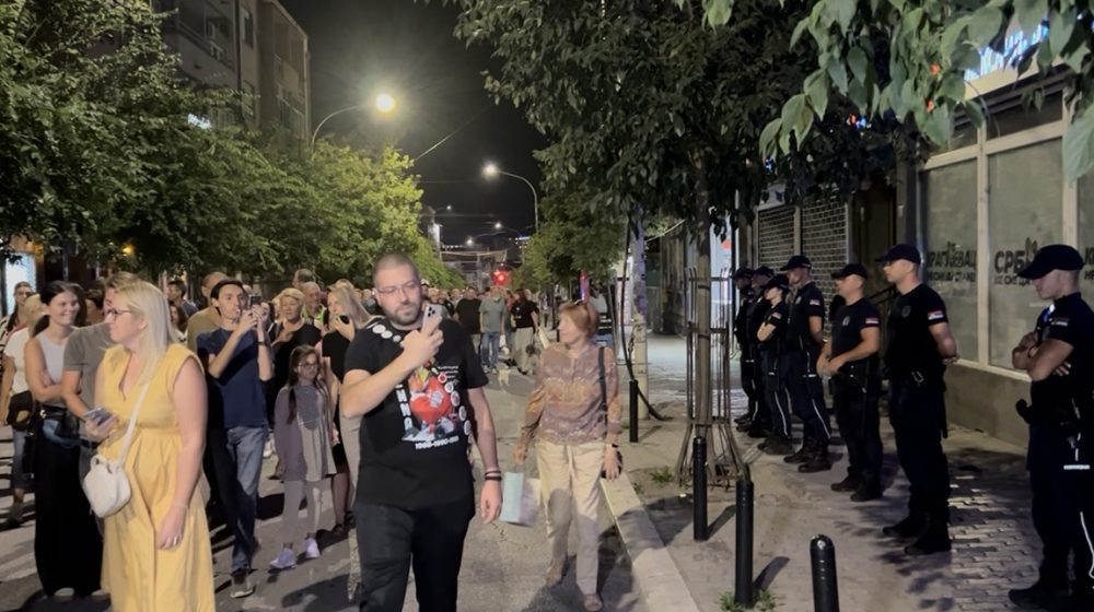 I Kragujevac se večeras solidarisao sa novosadskim studentima 1