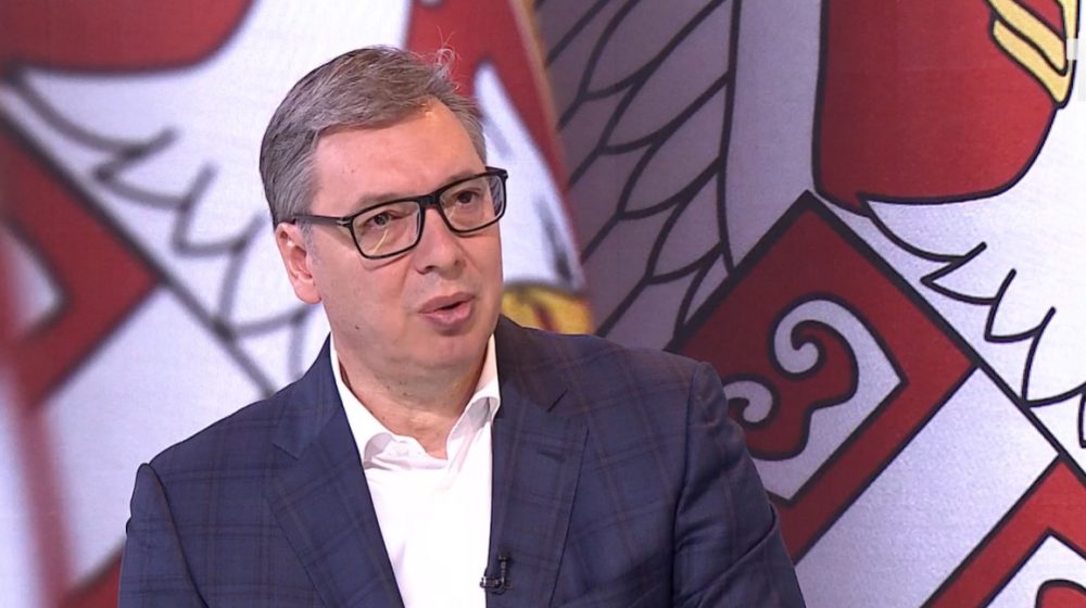 Vučić demantuje navode da vodi Srbiju u NATO: Zato sam i izložen obojenoj revoluciji, jer ne dam Kosovo... 1
