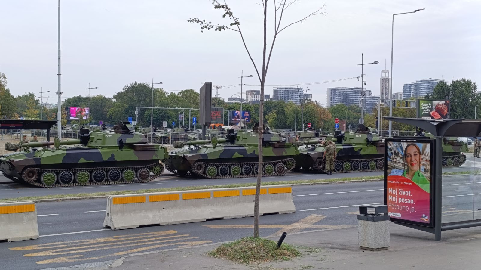 Vojna parada u Beogradu u trenutku kad je narod podeljen: Stručnjaci upozoravaju na propagandnu zloupotrebu vojske 2