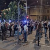"Ko Ustav brani a, ko ga ruši?": Održan studentski protest u Kragujevcu kao podrška Novici Antiċu (FOTO) 7