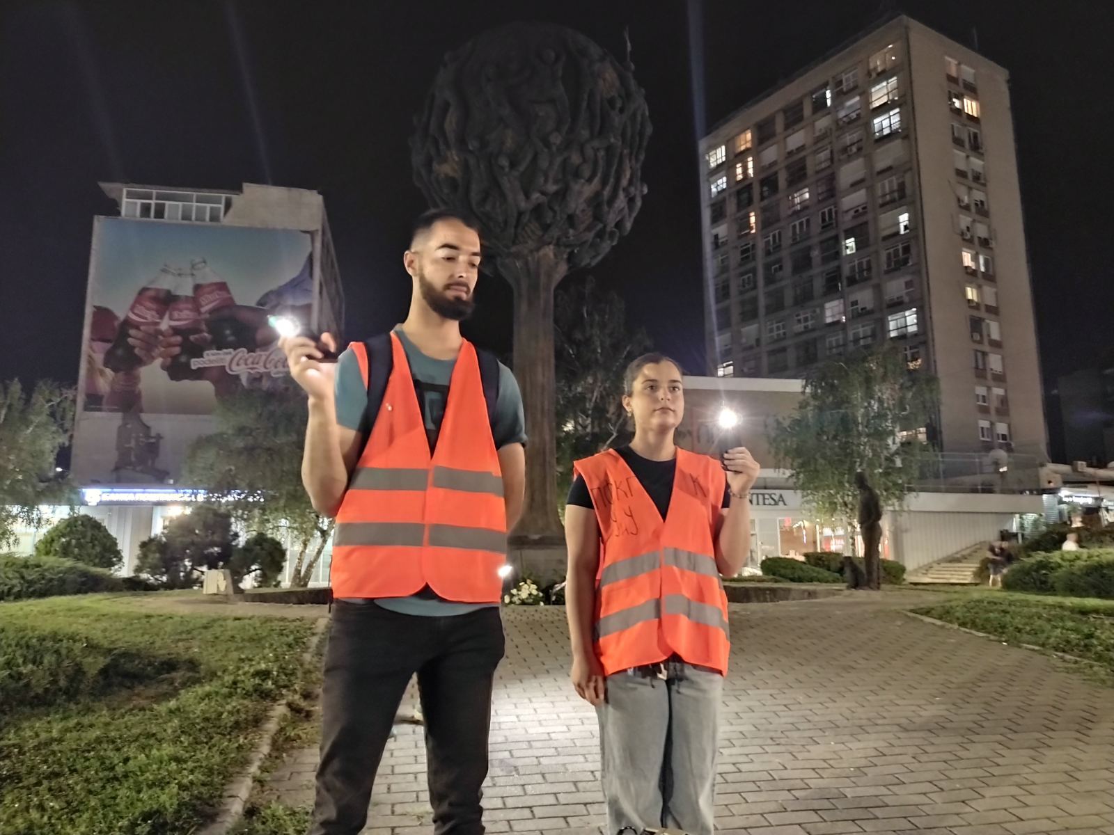 "Ko Ustav brani a, ko ga ruši?": Održan studentski protest u Kragujevcu kao podrška Novici Antiċu (FOTO) 4