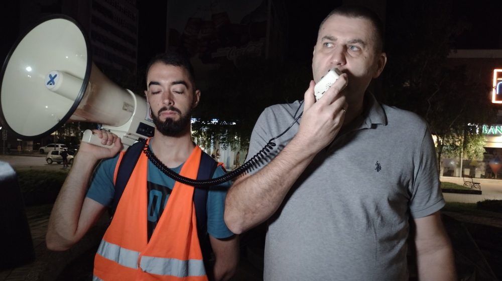 Novica Antić na protestu u Kragujevcu: Vlast se menja ili evolucijom ili revolucijom, mi tražimo izbore 1