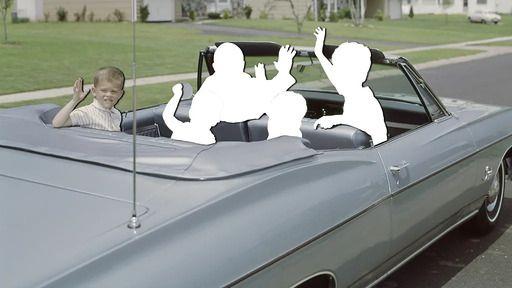 Treba li ikada da prekinete odnose sa roditeljima 4 Dečak u kolima i siluete odraslih ljudi