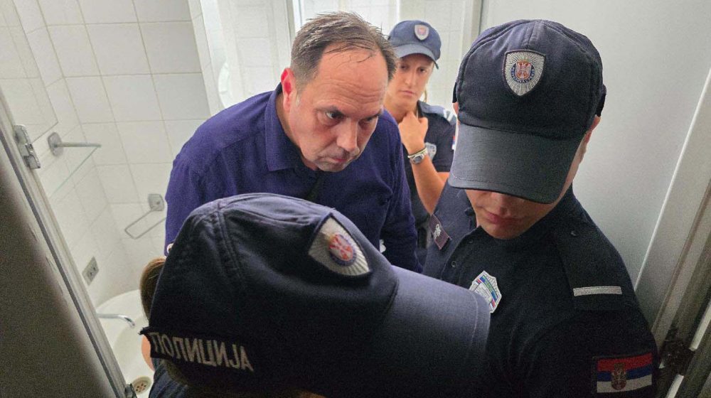 Roditelji OŠ „Pavle Savić“ traže procenu radne sposobnosti v. d. direktora Tasića 1