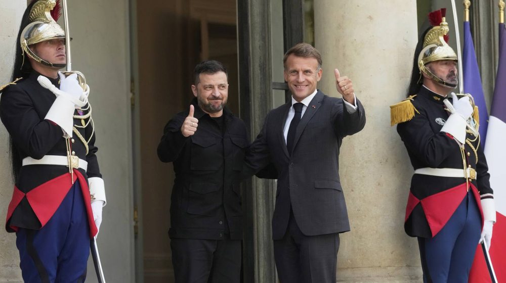 Volodimir Zelenski i Emanuel Makron