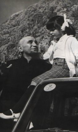 Nije bio samo umetnik kog pamtimo, već emocija koju nosimo: Izložba „Pažnja, snima se!” o glumcu Dragomiru Bojaniću Gidri 4