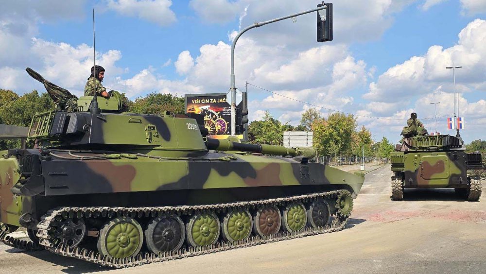 Vojna parada Šta rade američki i drugi vojni avioni na niškom aerodromu: Takve letelice samo uz dozvolu države 4