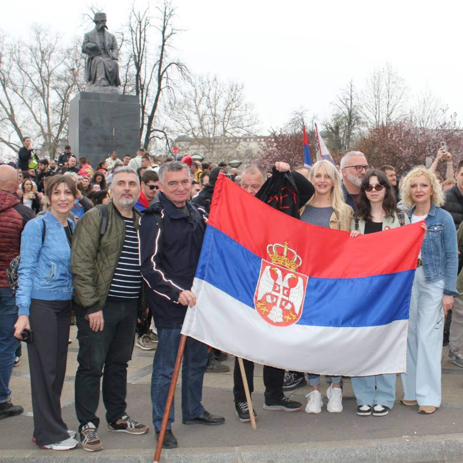 "Plakao sam kad je pala Sekuritatea": Dragan Cvetanović Ceja, molekularni biolog, muzičar i pripovedač 5