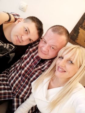 "Plakao sam kad je pala Sekuritatea": Dragan Cvetanović Ceja, molekularni biolog, muzičar i pripovedač 7