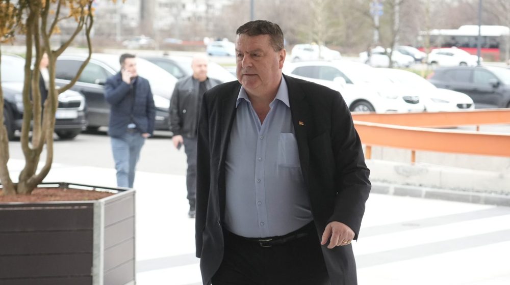 NUNS kritikovao Vučinića zbog uvreda Švarmu i redakcijama Danasa, N1 i Nove 1