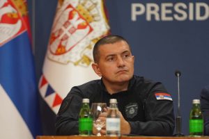 "Vodimo ga u stanicu zbog saobraćajnog prekršaja": Šta je još komandant Repac rekao u raspravi sa građanima o Jaćimoviću? 1