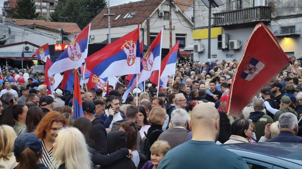 DS: Ruska spoljna obaveštajna služba poručila je da su mladi ljudi u Srbiji 'maloumni' i 'ispranog mozga' 1