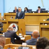 Skupština Republike Srpske usvojila ostavku premijera Minića, opozicija nije došla na sednicu 1