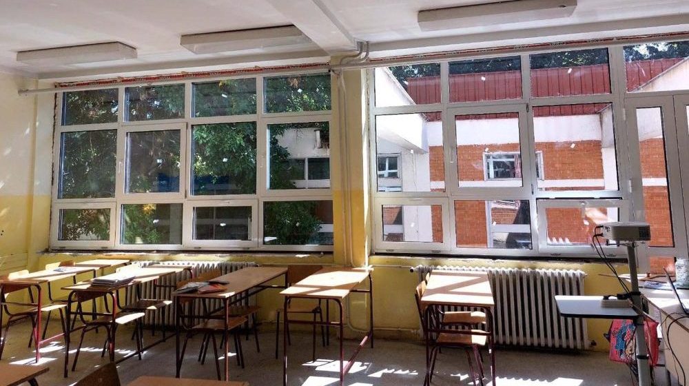 Obrazovanje pod čizmom SNS-a 9