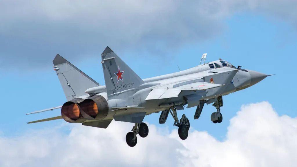 Ruske avione presreo NATO, Estonija osudila 'drski' upad u vazdušni prostor 1 Ruski MiG-31 u letu