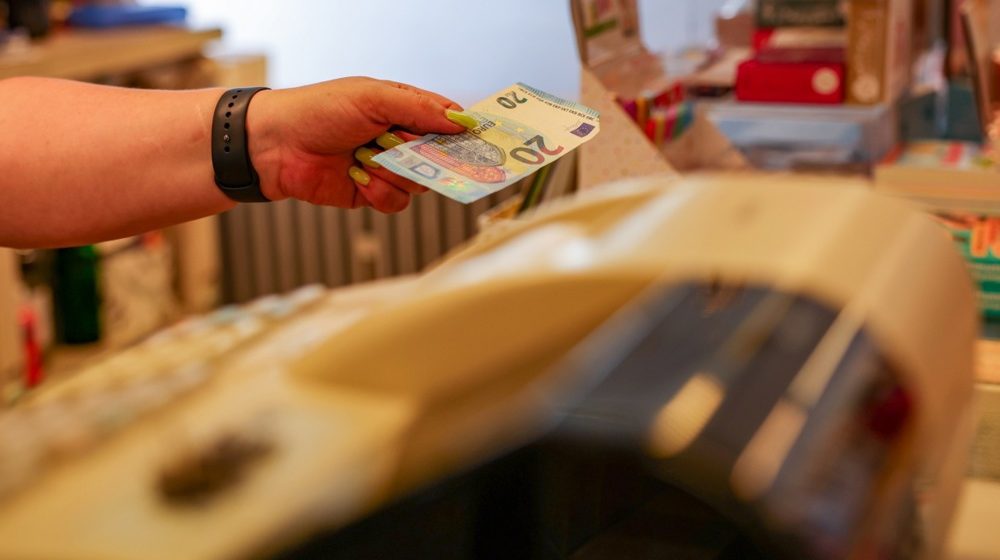 Ustavni sud u Crnoj Gori ukinuo neradnu nedelju u prodavnicama 11