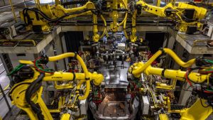 Više od 300 južnokorejskih radnika pritvorenih tokom velike imigracione racije na fabriku Hjundai, u američkoj saveznoj državi Džordžija, biće pušteno i moći će da se vrate kućama, objavila je danas južnokorejska vlada.