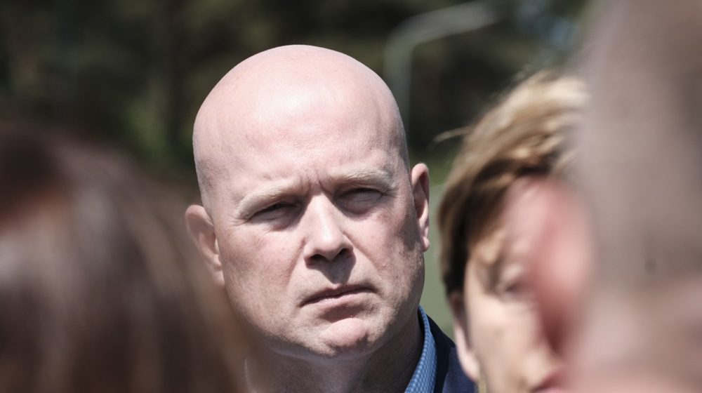 Ko je Metju Vitaker, ambasador SAD pri NATO, koji je uputio poruku Vučiću i Dodiku? 1