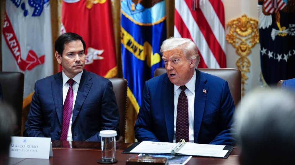 Zbog čega je više od 100 ambasada SAD širom sveta bez ambasadora? 1