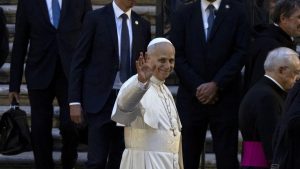 Papa Lav XIV proglasio je danas svecem 15-godišnjeg "čarobnjaka sa kompjuterima", prvog sveca milenijalca, koji je upotrebio tehnologiju da širi katoličku veru i stekao nadimak "Božji influenser".