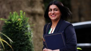 Šabana Mahmud, dosadašnja ministarka pravosuđa, imenovana je za novu ministarku unutrašnjih poslova Britanije u velikoj rekonstrukciji vlade premijera Kira Starmera.