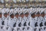 Military parade marks 80th anniversary of the end of the Sino-Japanese War in Beijing Kako je izgledala vojna parada u Pekingu na kojoj je bio i Vučić? (FOTO, VIDEO) 6