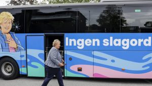 Norvežani izlaze na birališta danas i sutra u tesnoj trci koja će odlučiti da li će nastaviti sa vladom koju predvode laburisti ili će se okrenuti desnom centru, piše Radio Slobodna Evropa. 