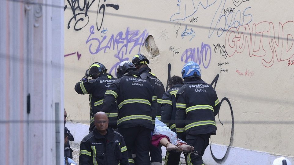 Preveze oko tri miliona putnika godišnje: Kako funkcioniše lisabonska uspinjača koja je iskočila iz šina pri čemu je stradalo 15 ljudi? 2