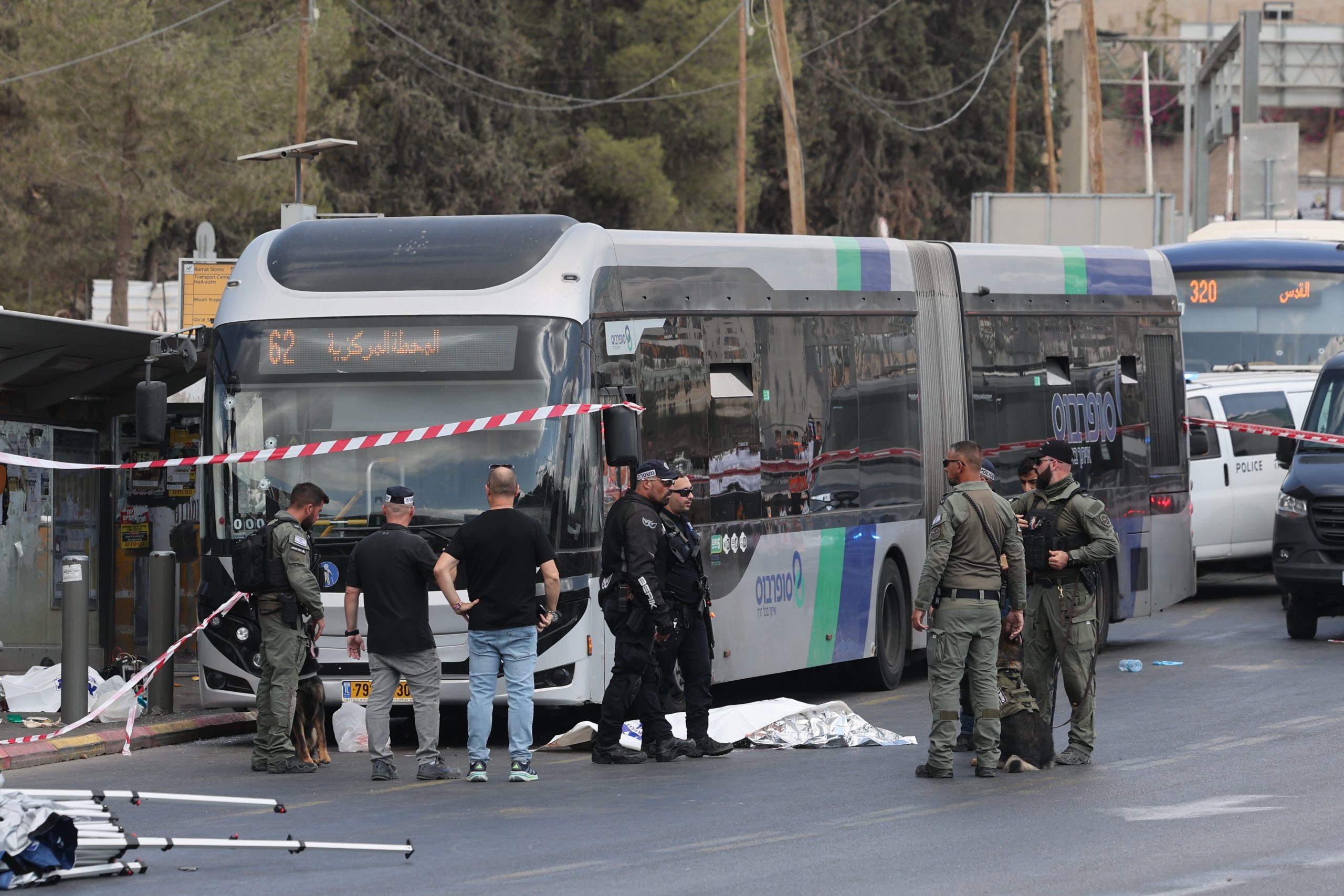 (FOTO, VIDEO) Napad u Jerusalimu, šestoro mrtvih, Izrael okrivio Palestince 2
