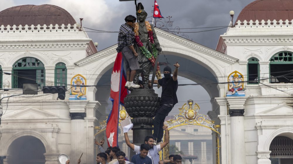 Pad vlade u Nepalu: Revolucija masovne frustracije 1