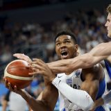 Janis Adetokunbo i Lauri Markanen, Grčka - Finska