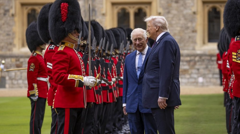 "Doček za kralja koga često glumi": Kakve utiske će Tramp poneti iz Britanije i zašto Starmer igra opasnu igru? 1