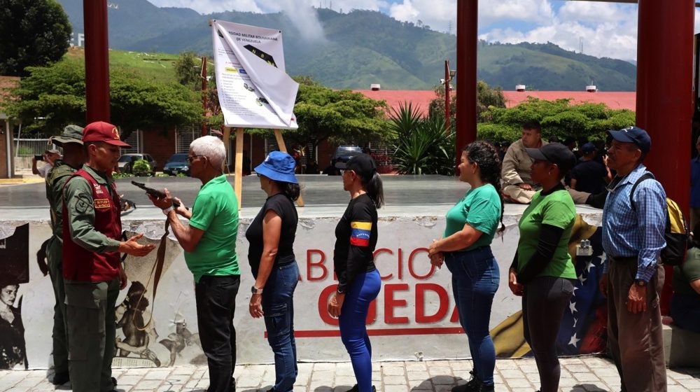 Počela vojna obuka civila u Venecueli usled tenzija sa SAD: "Borićemo se za ono što je naše" 1