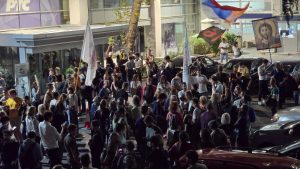 Da li je potrebno ponovo da izađemo pred vrata RTS-a?: Studenti o imenovanju Manje Grčić 13 Da li je potrebno ponovo da izađemo pred vrata RTS-a?: Studenti o imenovanju Manje Grčić 9