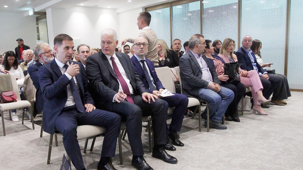 Novi DSS: Srbi na Kosovu i Metohiji dovedeni u položaj stranaca u sopstvenoj državi 9