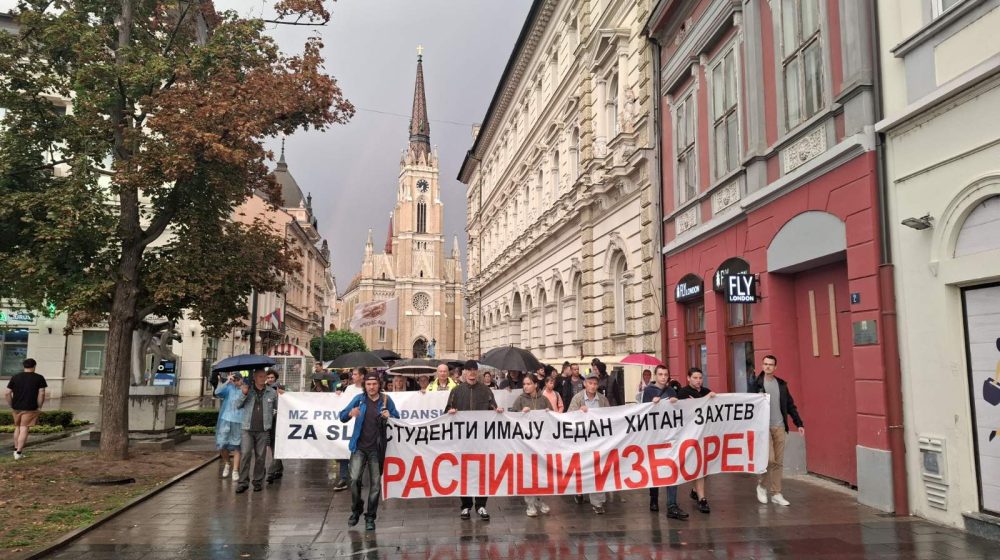 Završen protest u Novom Sadu "Slobodo, tu smo": "Kampus je naš i ostaje slobodan" (FOTO; VIDEO) 1