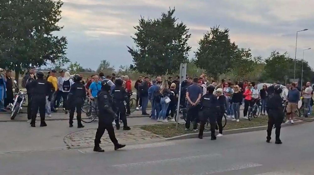Odloženo suđenje studentu u Nišu koji se tereti za napad na gradonačelnika gađanjem jajima 1