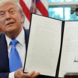 Tramp uvodi taksu od 100.000 dolara za vize kvalifikovanih radnika 5