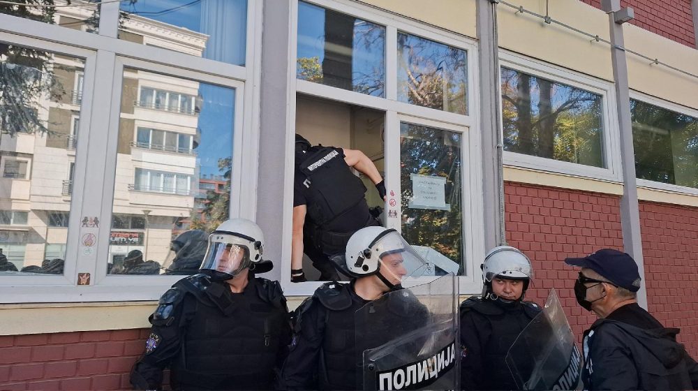 Da li se borba protiv blokada pretvorila u novu blokadu - onu koju sprovode dekani? 1