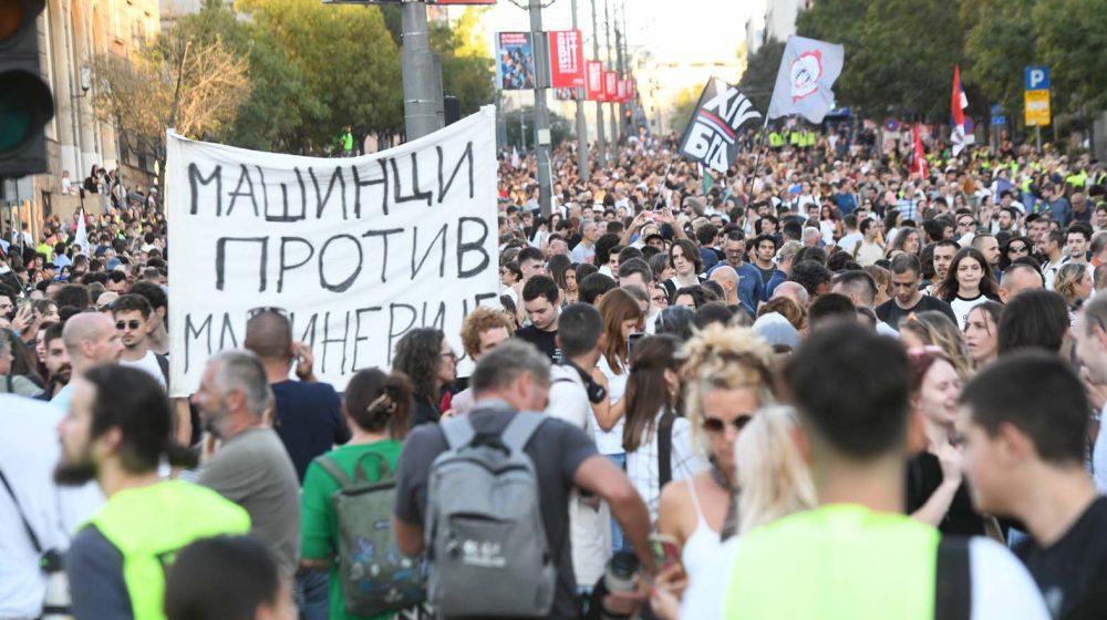 Prosveta mora biti izvan stranačkih borbi 1