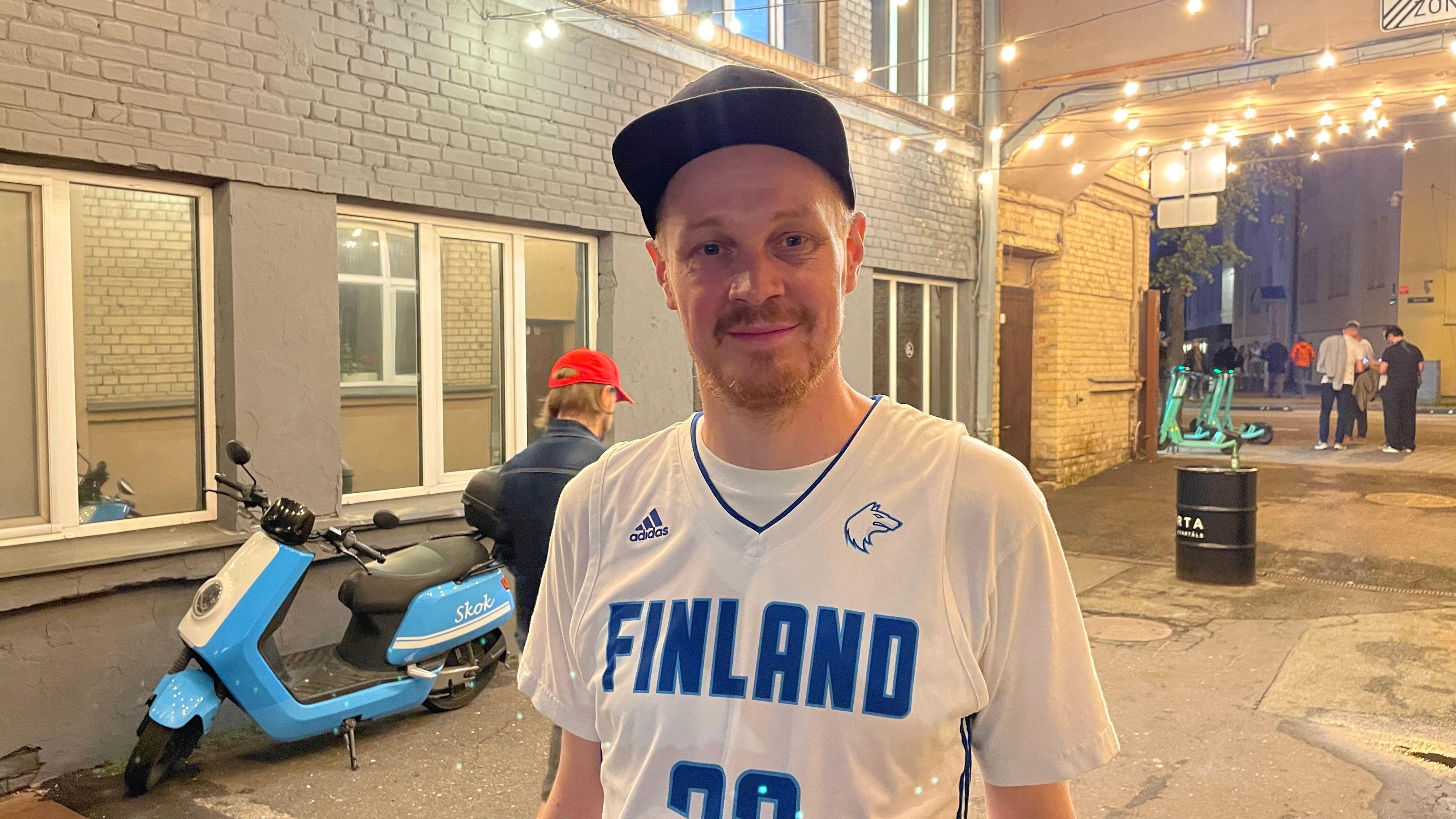 Kako sam u istom danu gledao fudbalere i košarkaše Srbije - u Letoniji 6 Joni Purho iz Finske