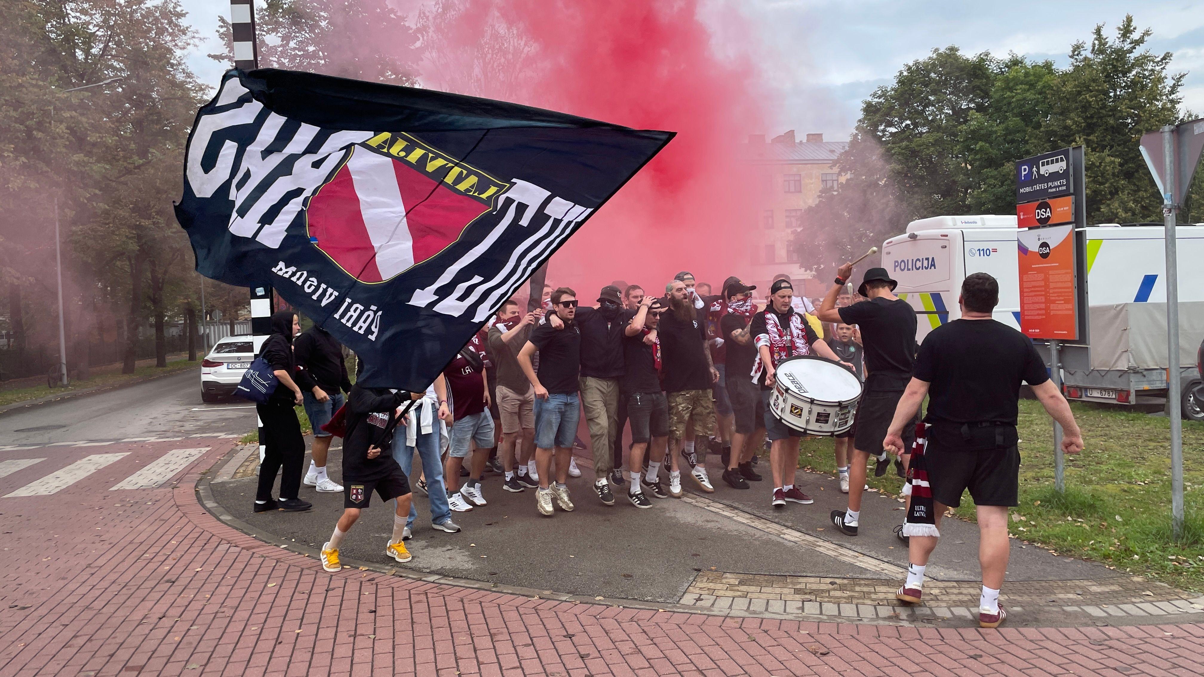 Kako sam u istom danu gledao fudbalere i košarkaše Srbije - u Letoniji 3 Nemanja Mitrović