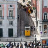 Nesreća na čuvenoj žičari u Lisabonu: 16 mrtvih, trogodišnjak izvučen živ 4